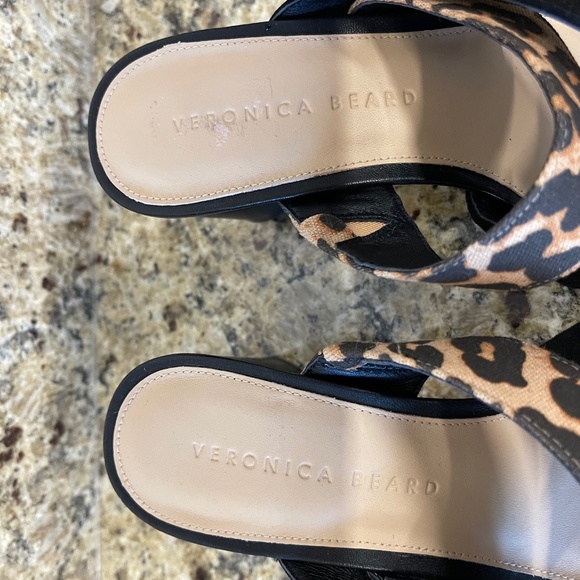 NWOB Veronica Beard Zuri Toe Ring Leopard Black Suede Sandals Heels Size 7M - Picture 2 of 13